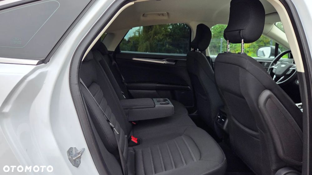 Ford Mondeo 2.0 TDCi Start-Stopp Titanium - 19