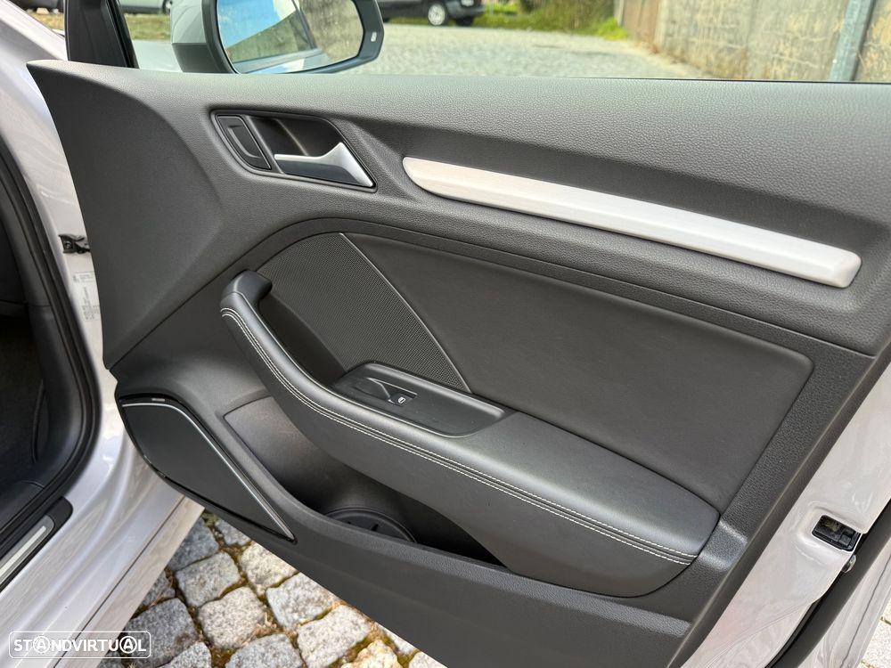 Audi A3 Limousine 1.6 TDI S-line S tronic - 30