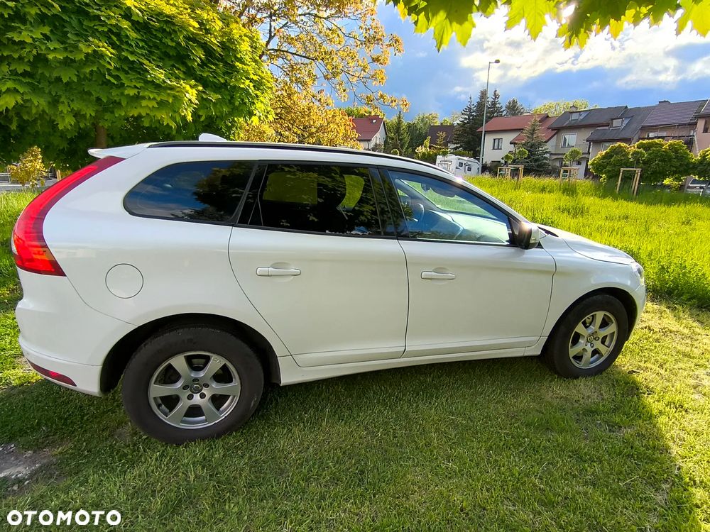 Volvo XC 60 D4 Drive-E Kinetic - 4