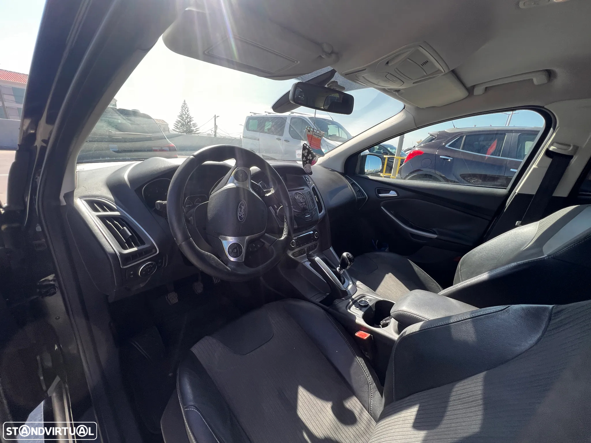 Ford Focus SW 1.6 TDCi Titanium - 8