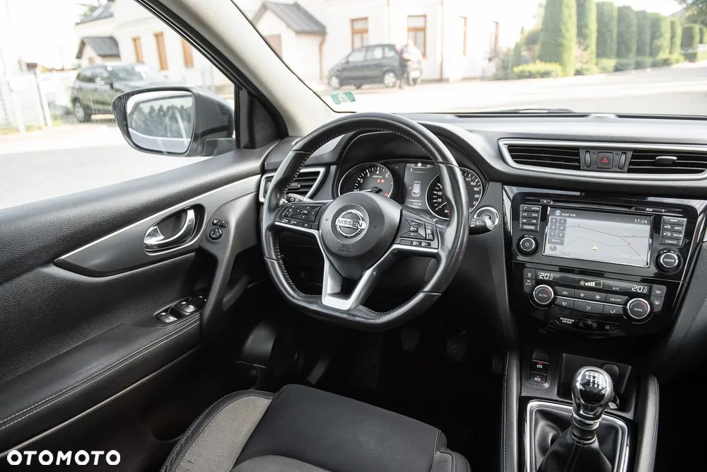 Nissan Qashqai 1.2 DIG-T N-Vision - 26