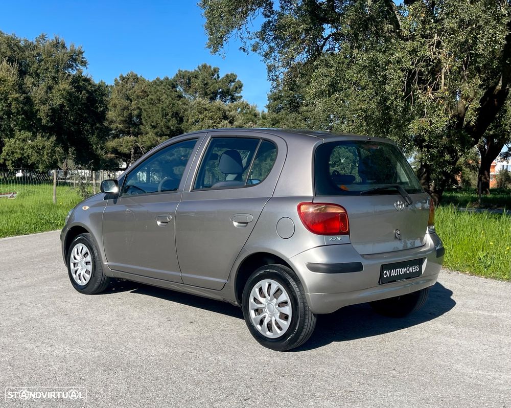 Toyota Yaris 1.0 Sol - 7
