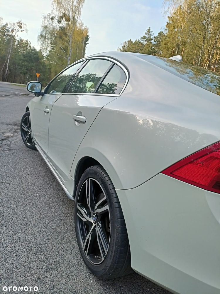 Volvo S60 D5 Summum - 11
