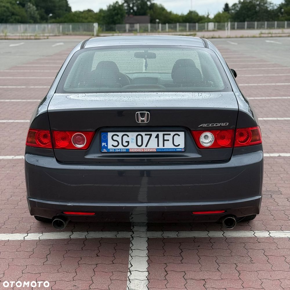 Honda Accord 2.0 Executive - 5