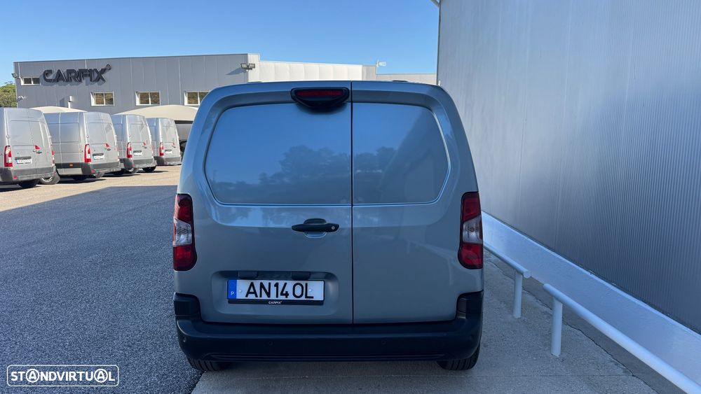Peugeot e-Partner 50 KWh Premium - 11