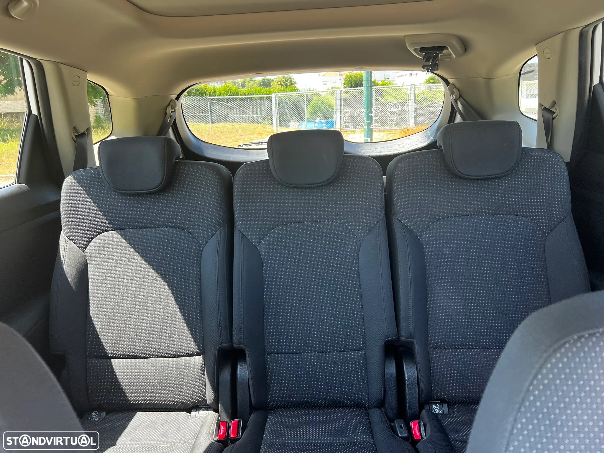 Kia Carens 1.7 CRDi ISG TX - 49