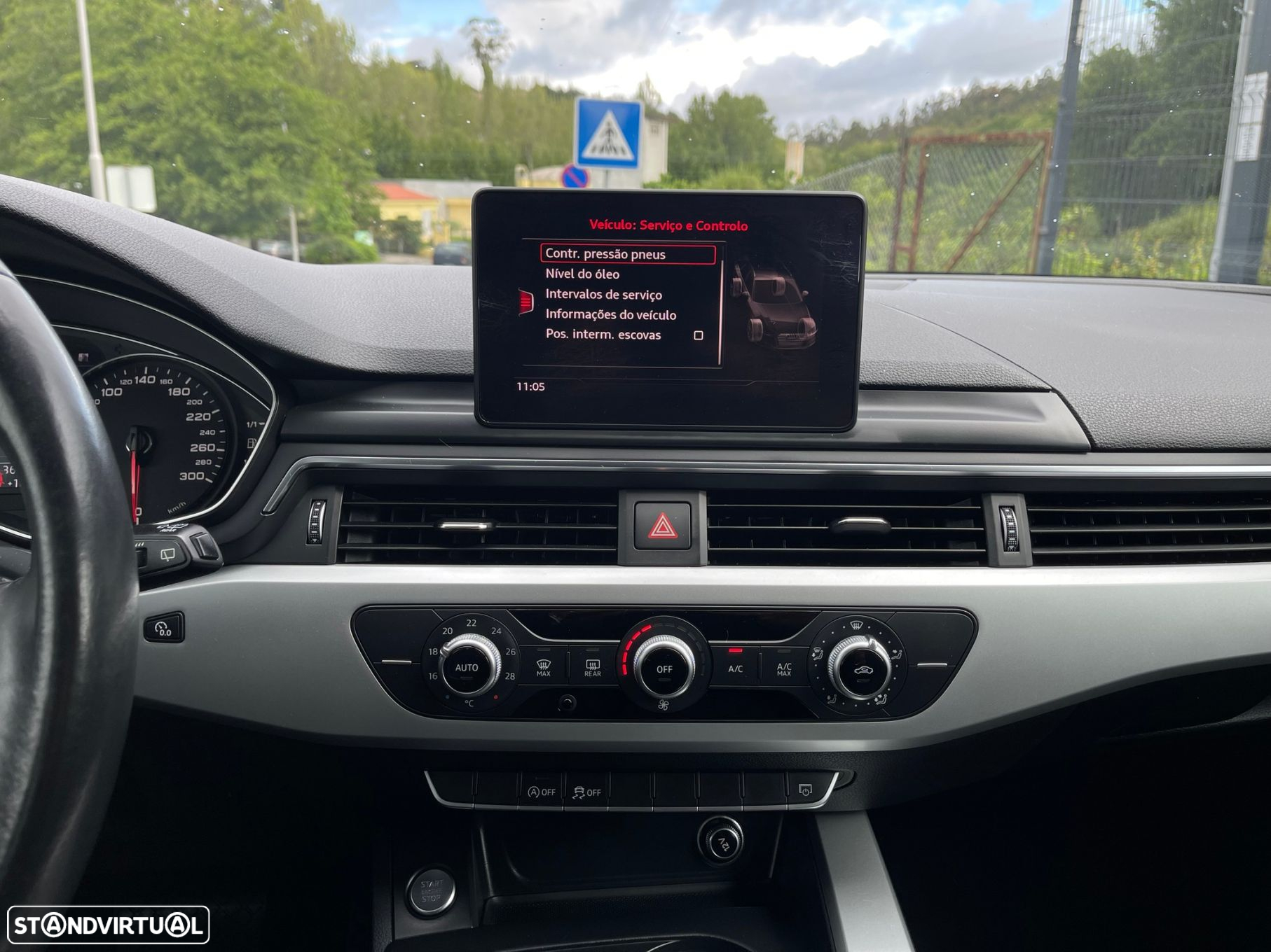 Audi A4 Avant 2.0 TDI S tronic - 28