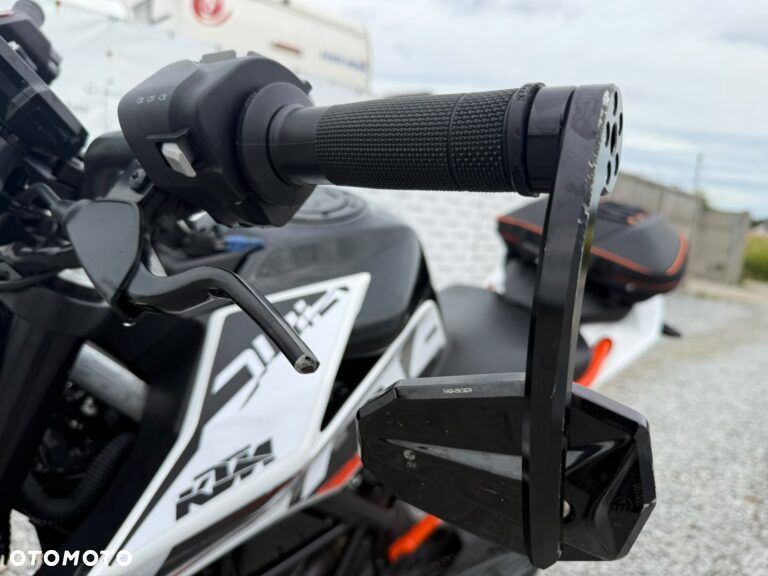 KTM Duke 125 - 14