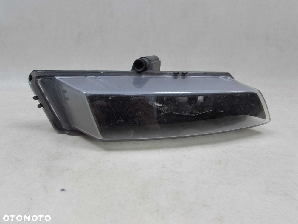 BMW 1 E81 E87 LAMPA HALOGEN PRAWY 0305084002 - 1