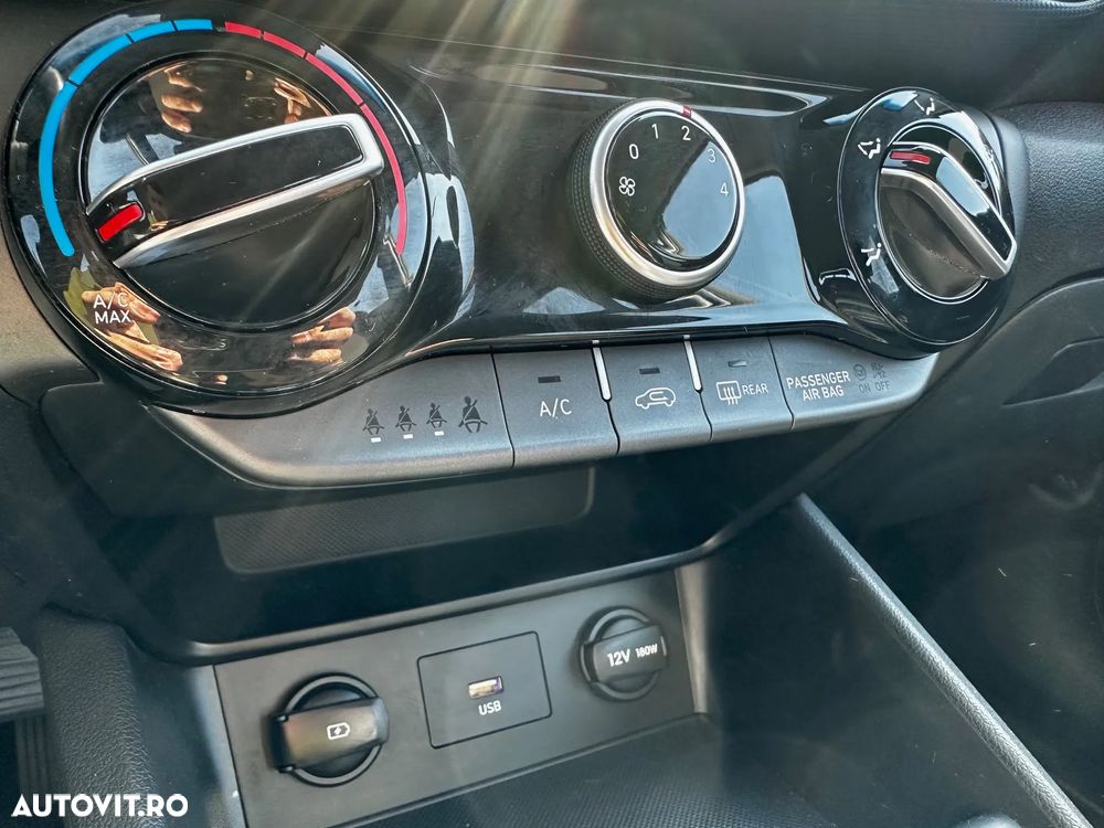 Hyundai KONA 1.0 T-GDI 48V-Hybrid Trend - 12