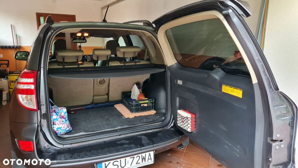 Toyota RAV4 2.2 D-4D Sol NAVI - 4