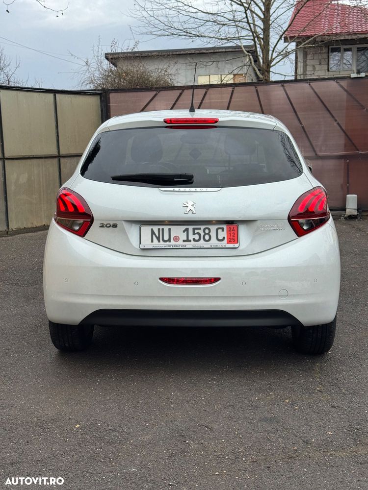 Peugeot 208 PureTech 82 Start & Stop Allure - 7