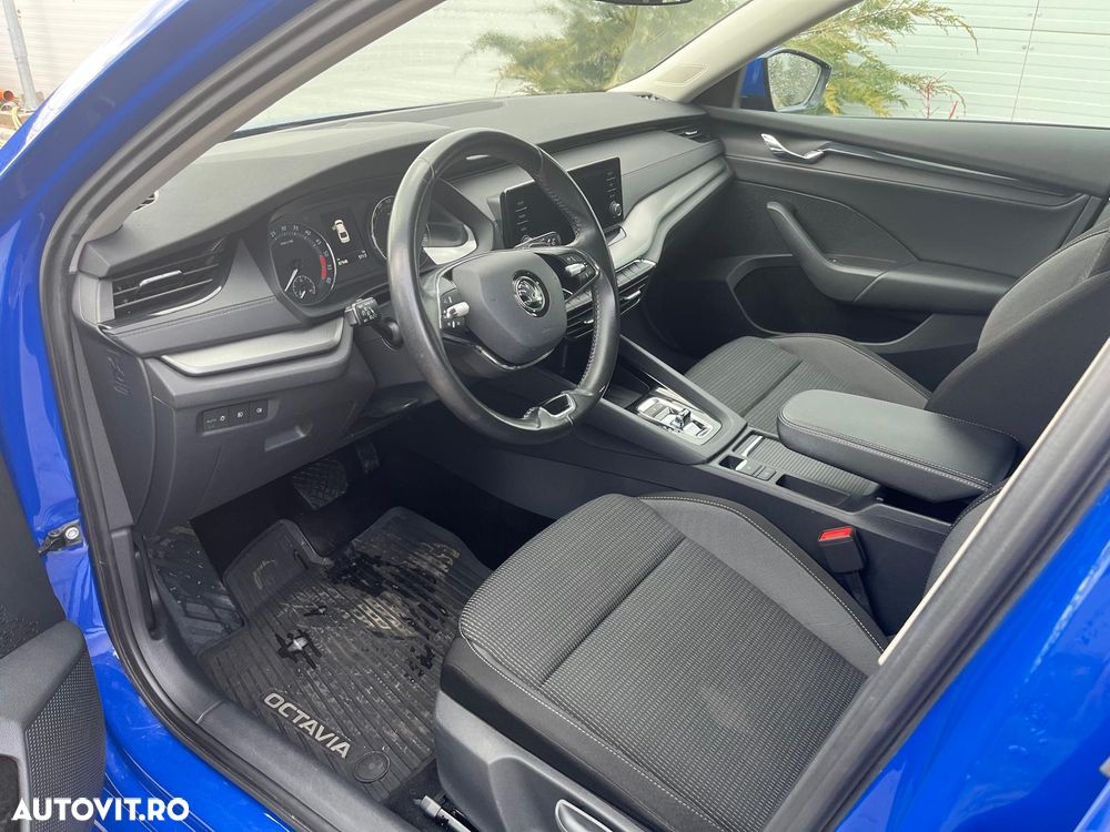 Skoda Octavia 2.0 TDI DSG Ambition - 5