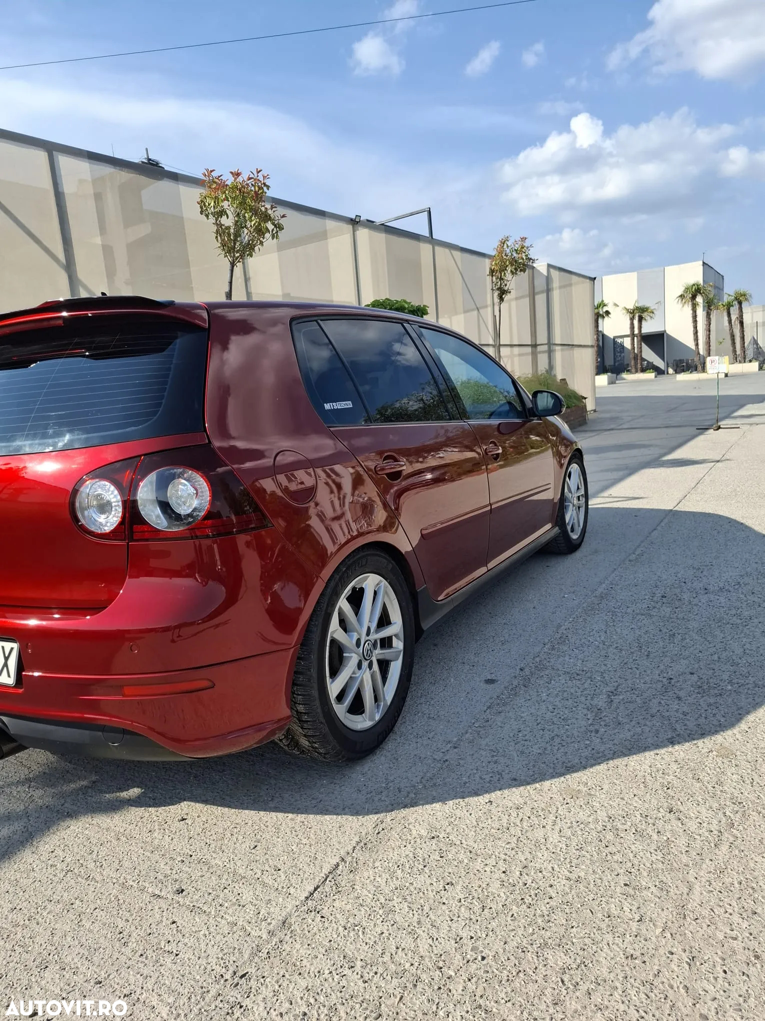 Volkswagen Golf 2.0 FSI GTI - 6