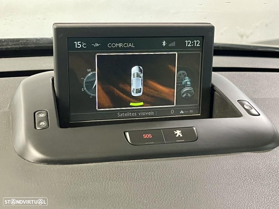 Peugeot 3008 2.0 HDi Hybrid4 - 18