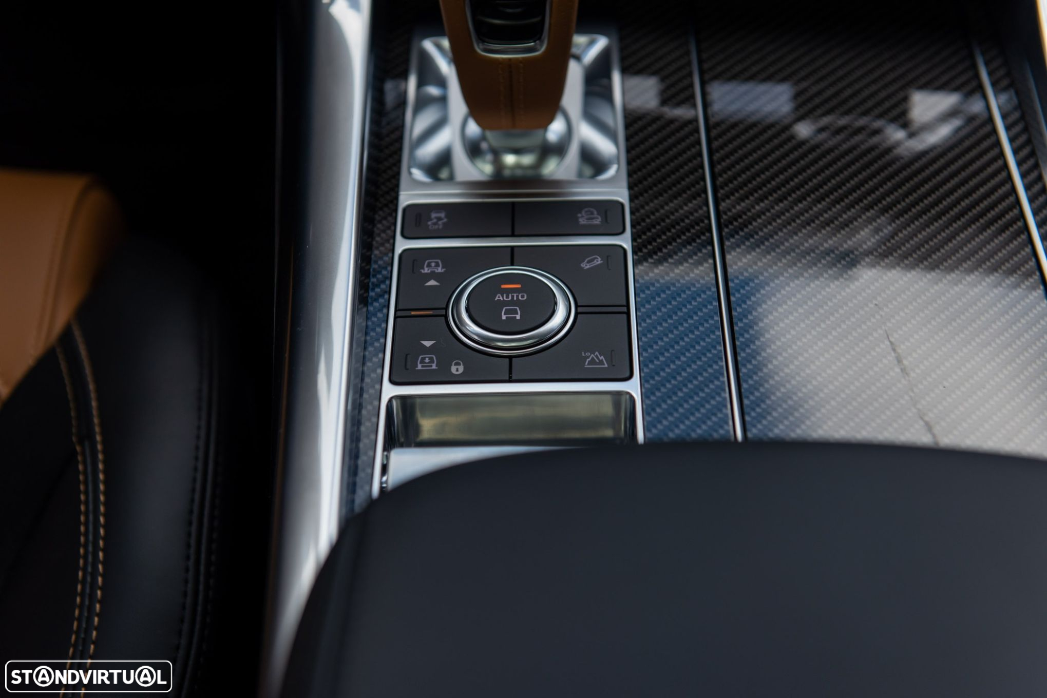 Land Rover Range Rover Sport 5.0 V8 S/C SVR Carbon Edition - 25