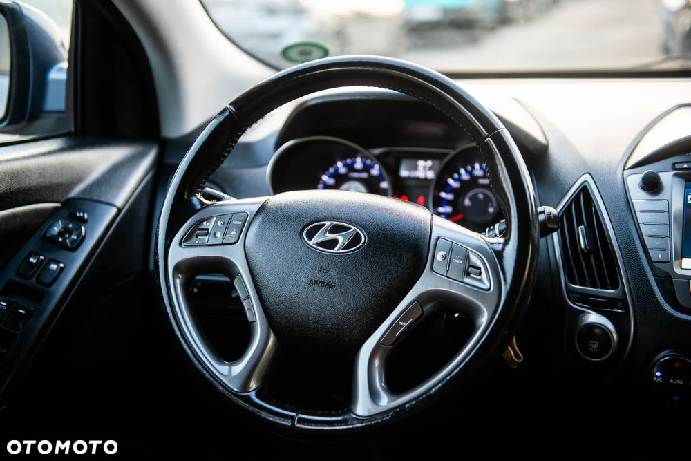 Hyundai ix35 blue 1.6 2WD Finale Gold - 34