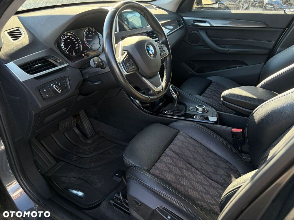 BMW X1 sDrive18i xLine - 11
