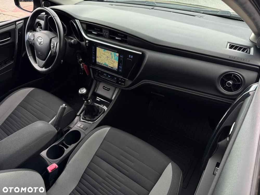 Toyota Auris 1.33 Dual-VVT-i Life - 7