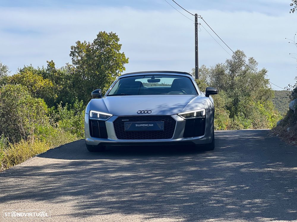 Audi R8 Spyder 5.2 FSi V10 S tronic - 5