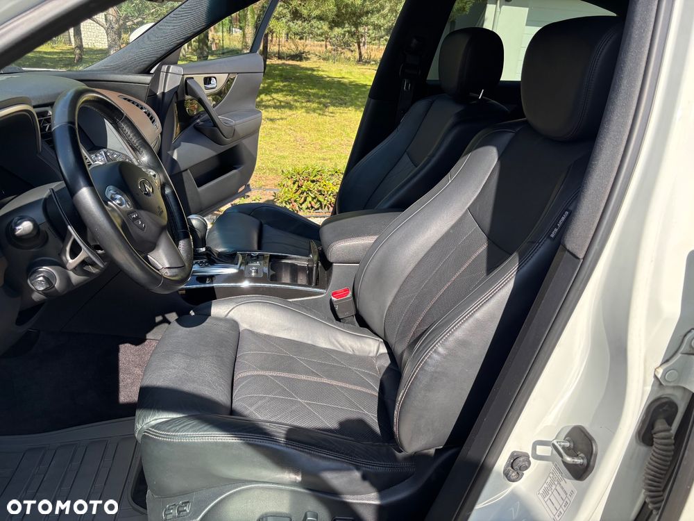 Infiniti QX70 3.0d AWD S Premium - 13