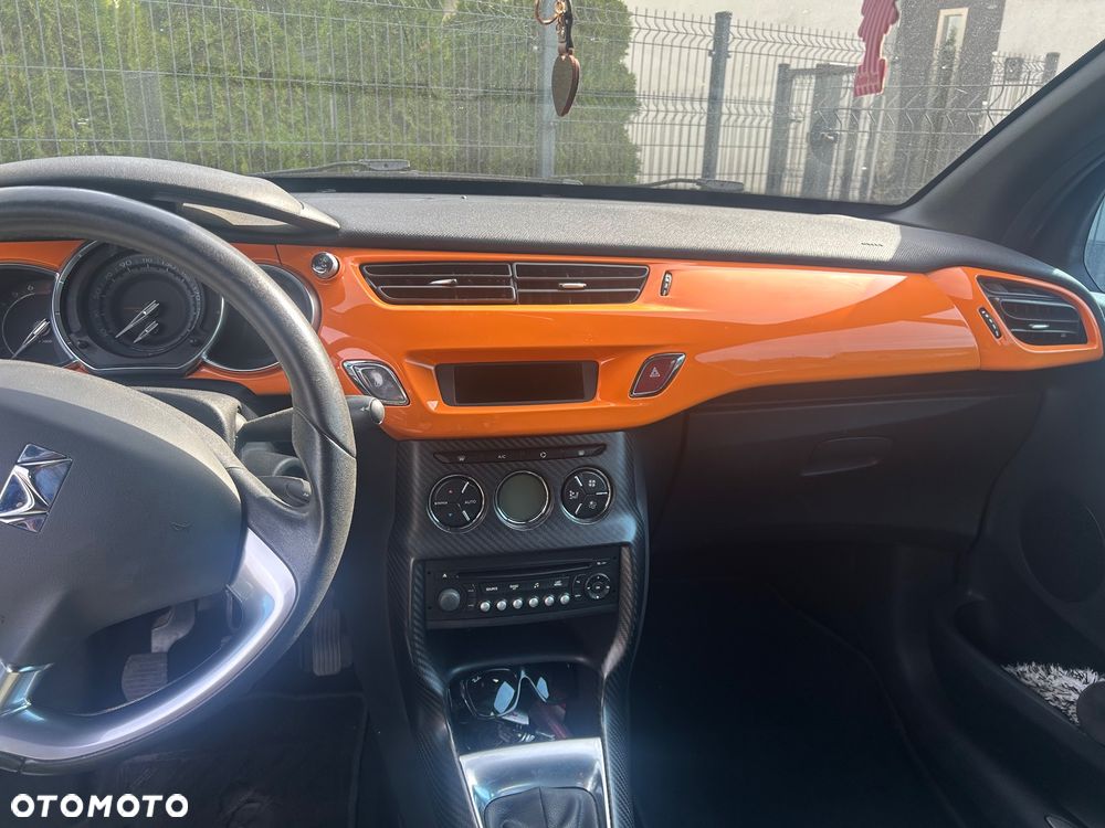 Citroën DS3 1.6 VTi SoChic - 8