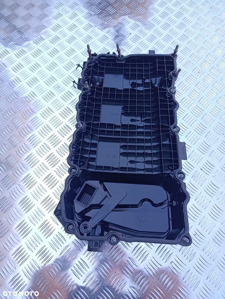POKRYWA ZAWORÓW GŁOWICY RENAULT GAMA D DTI 5 VOLVO FL FE D5K - 2