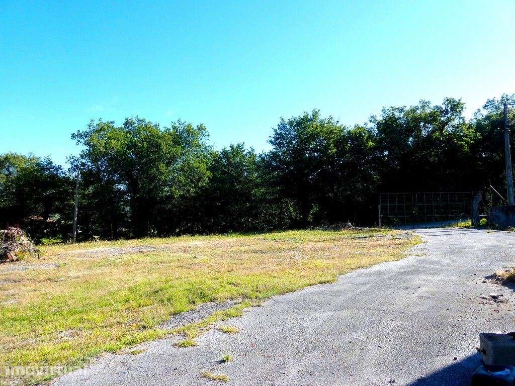 Terreno URBANO 7.045m2 para 12-15 Moradias. Portugal, Navió, Ponte ... - Grande imagem: 4/8