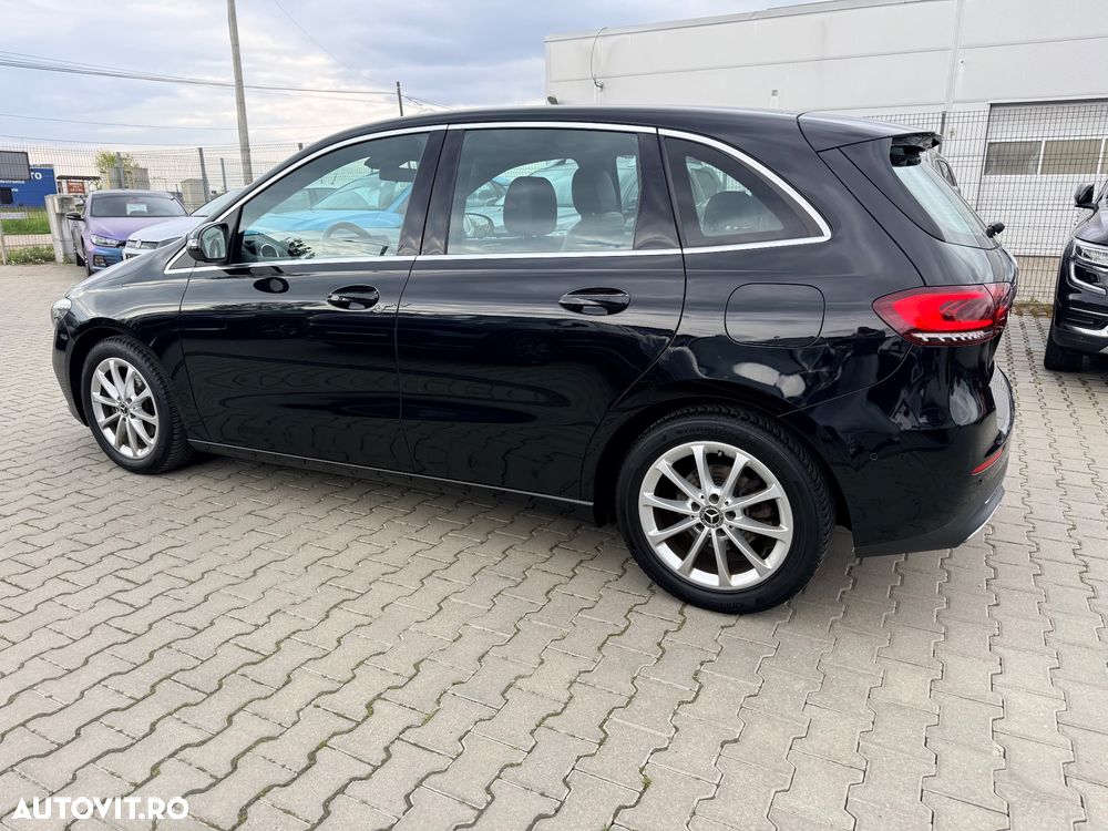 Mercedes-Benz B 180 d 7G-DCT - 3