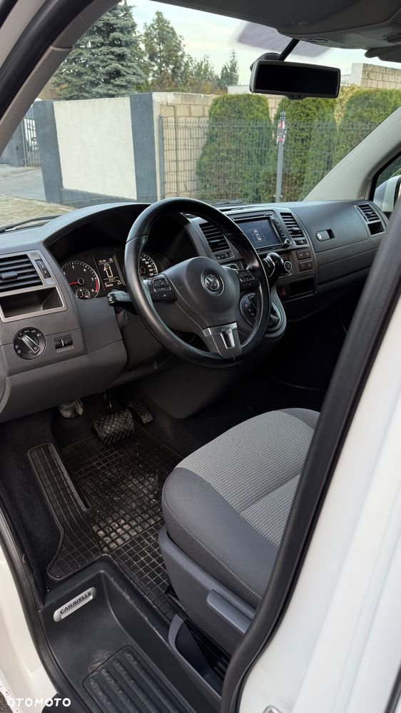 Volkswagen Caravelle - 6