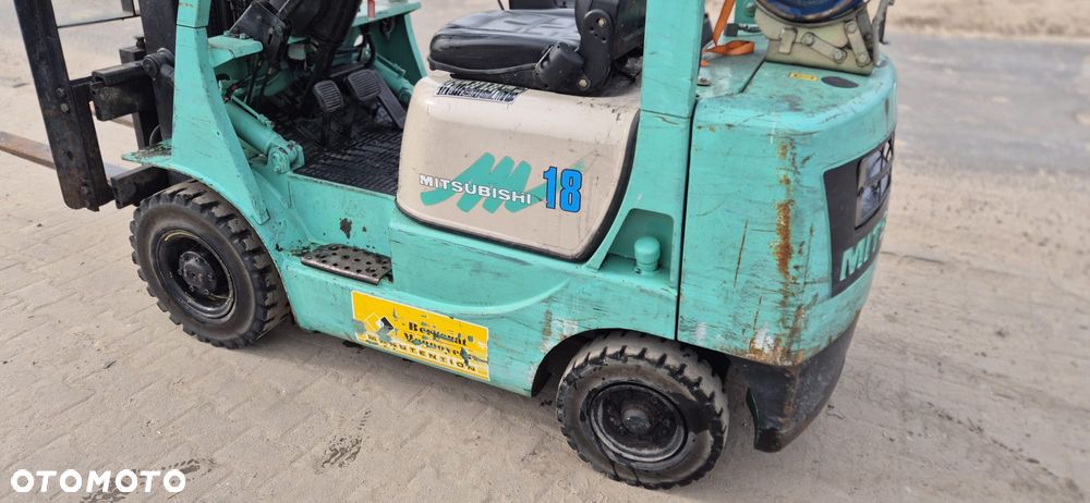 Mitsubishi EF25A - 15