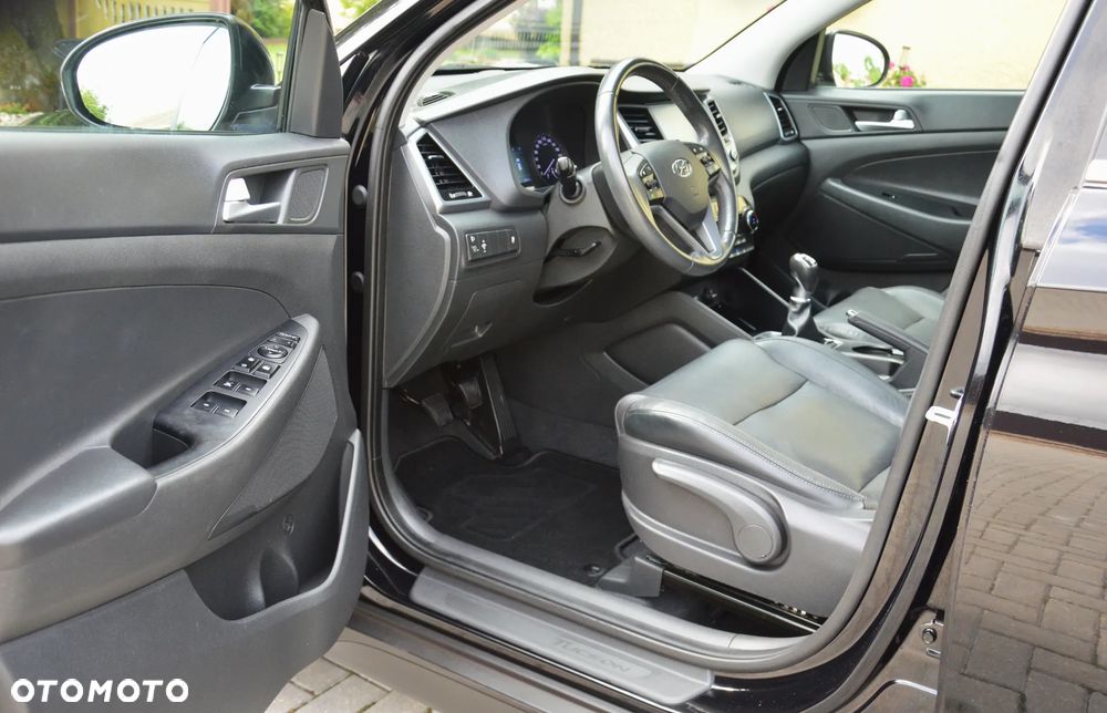 Hyundai Tucson - 16