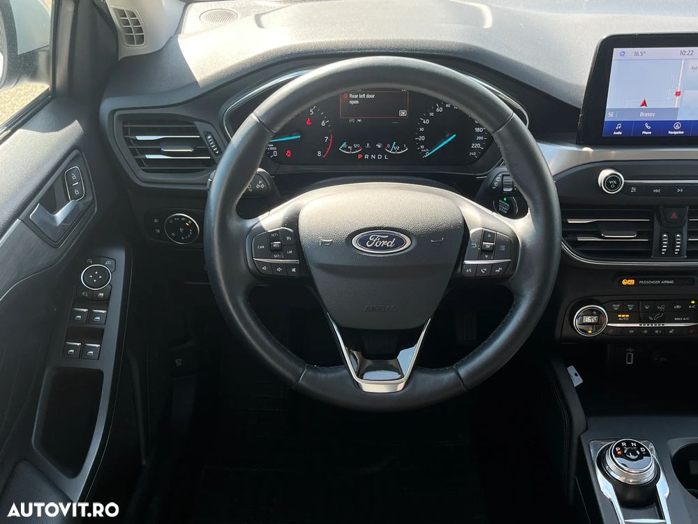 Ford Focus - 13