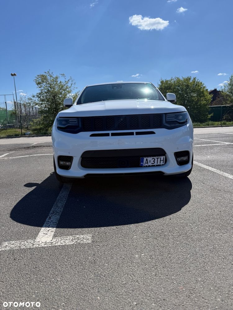 Jeep Grand Cherokee SRT - 4
