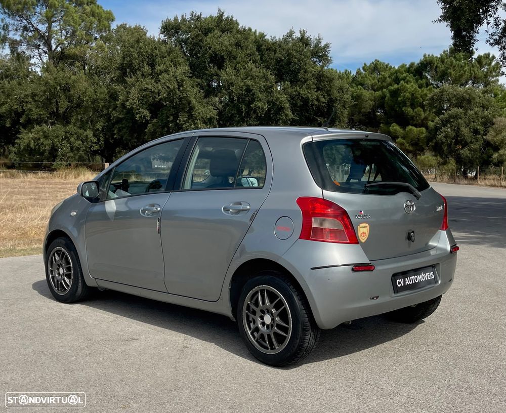Toyota Yaris 1.0 VVT-i AC - 7