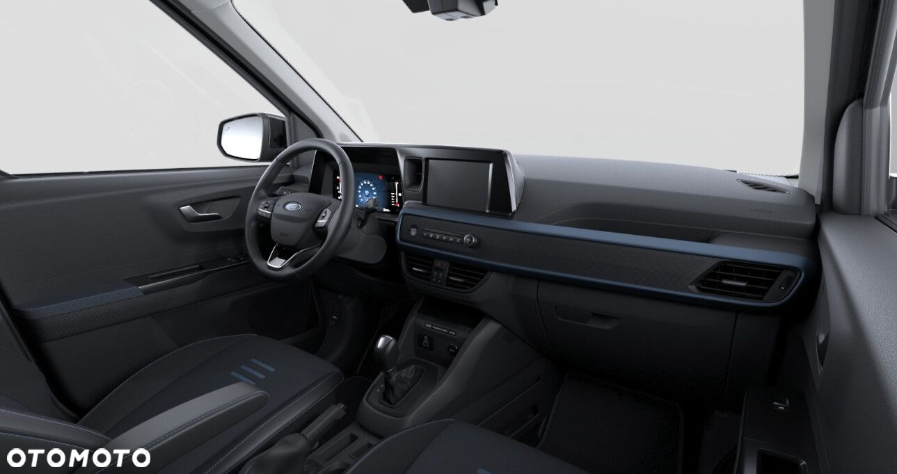 Ford Transit Courier - 12