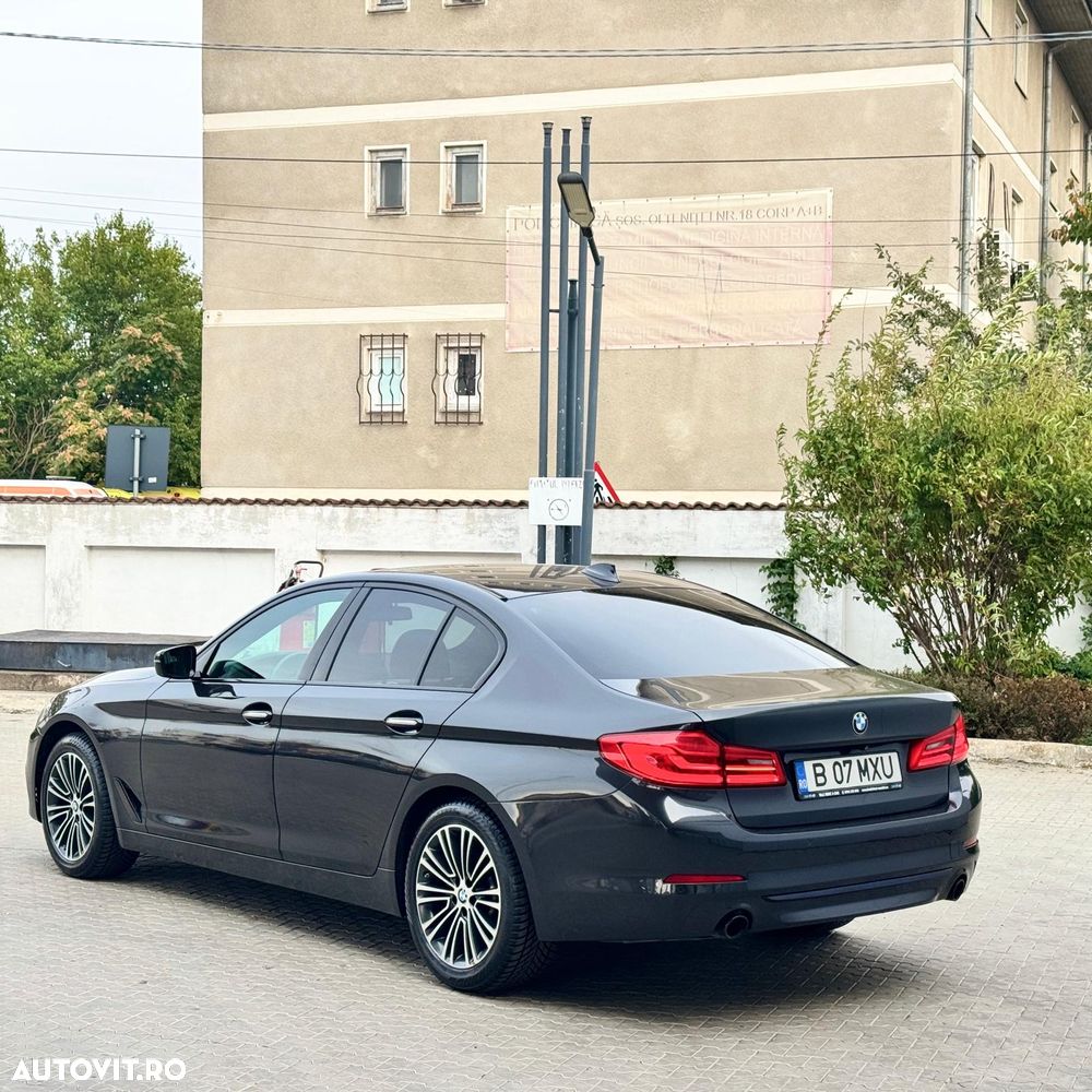 BMW Seria 5 520d xDrive AT - 9