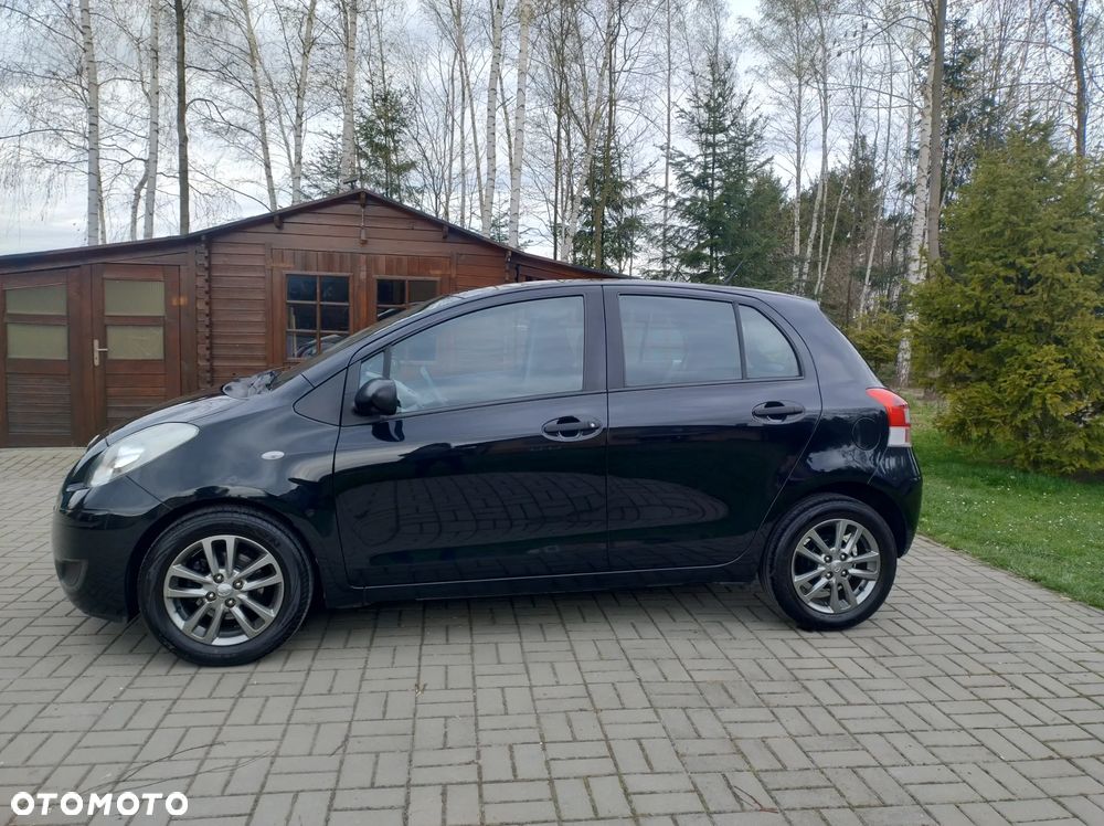Toyota Yaris 1.33 Active - 4
