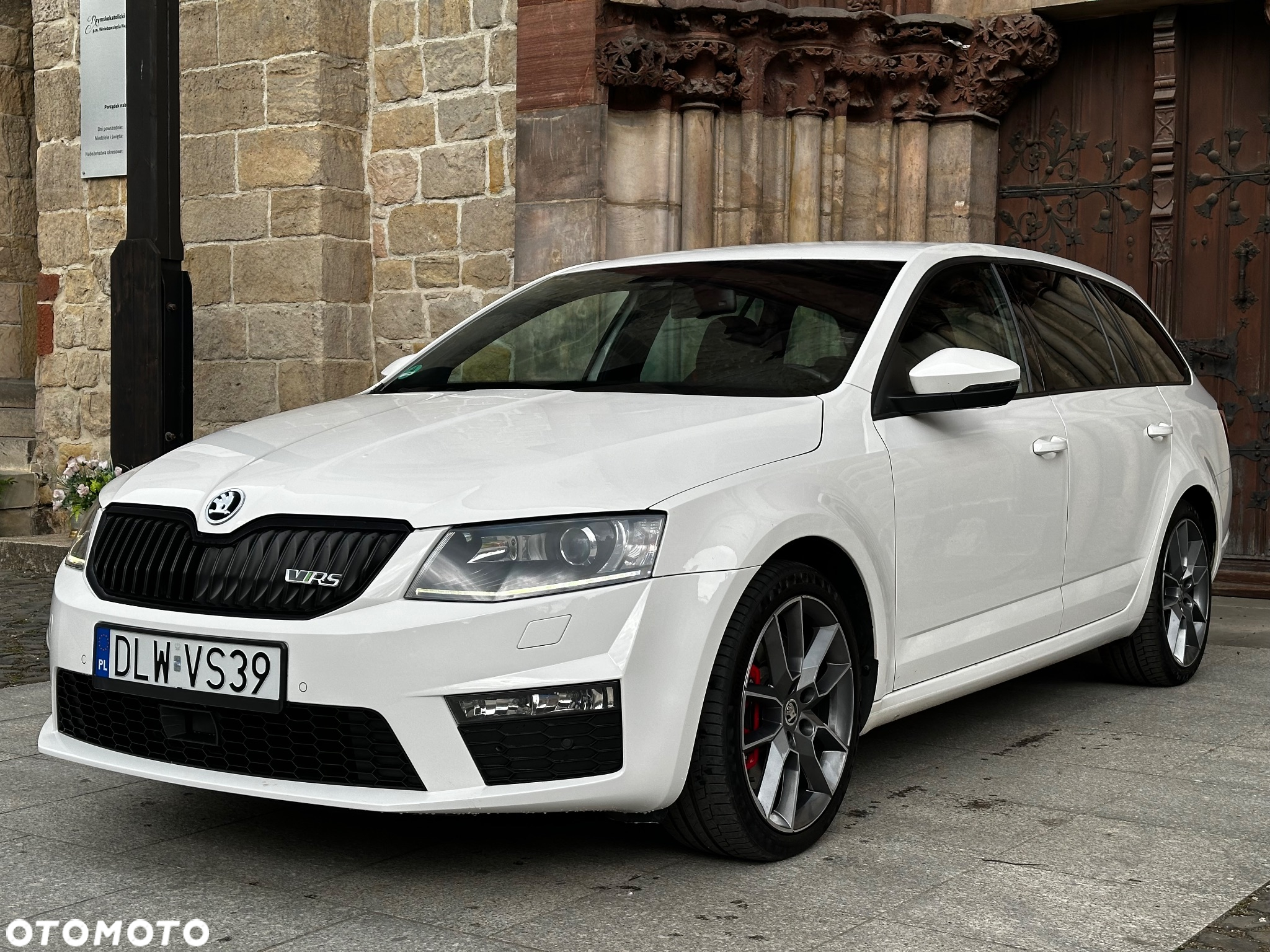 Skoda Octavia 2.0 TDI RS DSG - 3