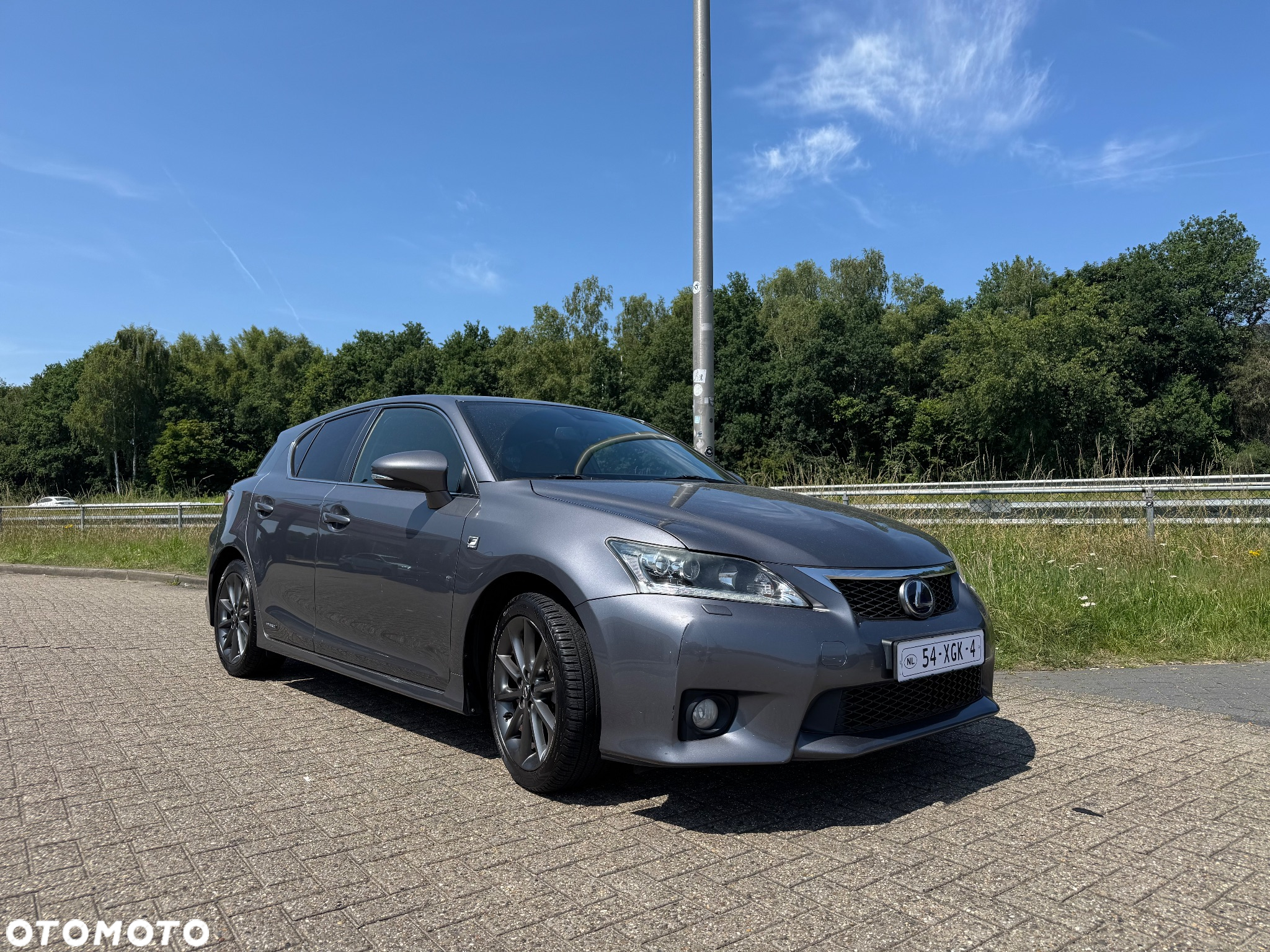Lexus CT - 10