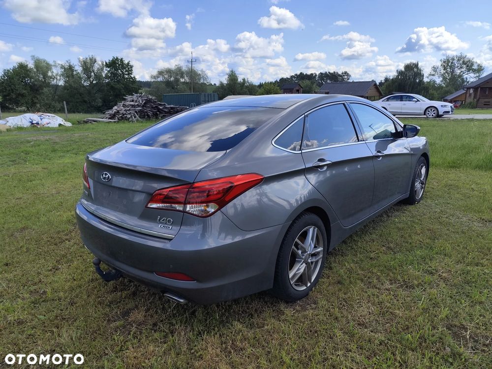 Hyundai i40 1.7 CRDi BlueDrive Business DCT - 4