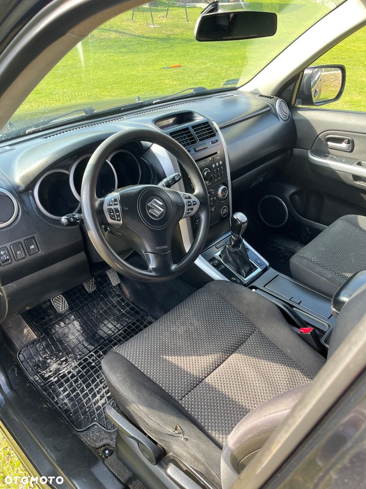 Suzuki Grand Vitara 1.9 DDiS - 8