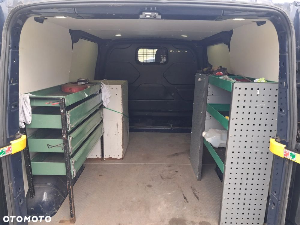 Ford Transit Custom - 8