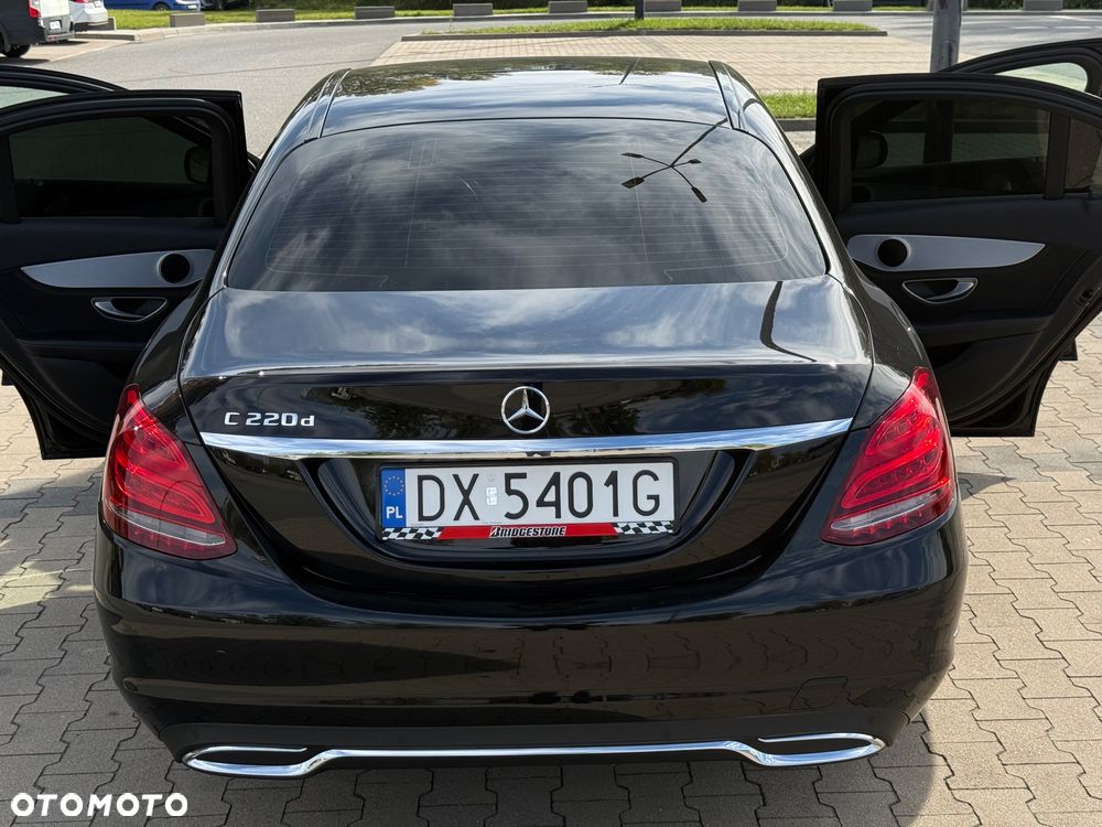 Mercedes-Benz Klasa C 220 CDI BlueEff 4-Matic Avantgarde - 24