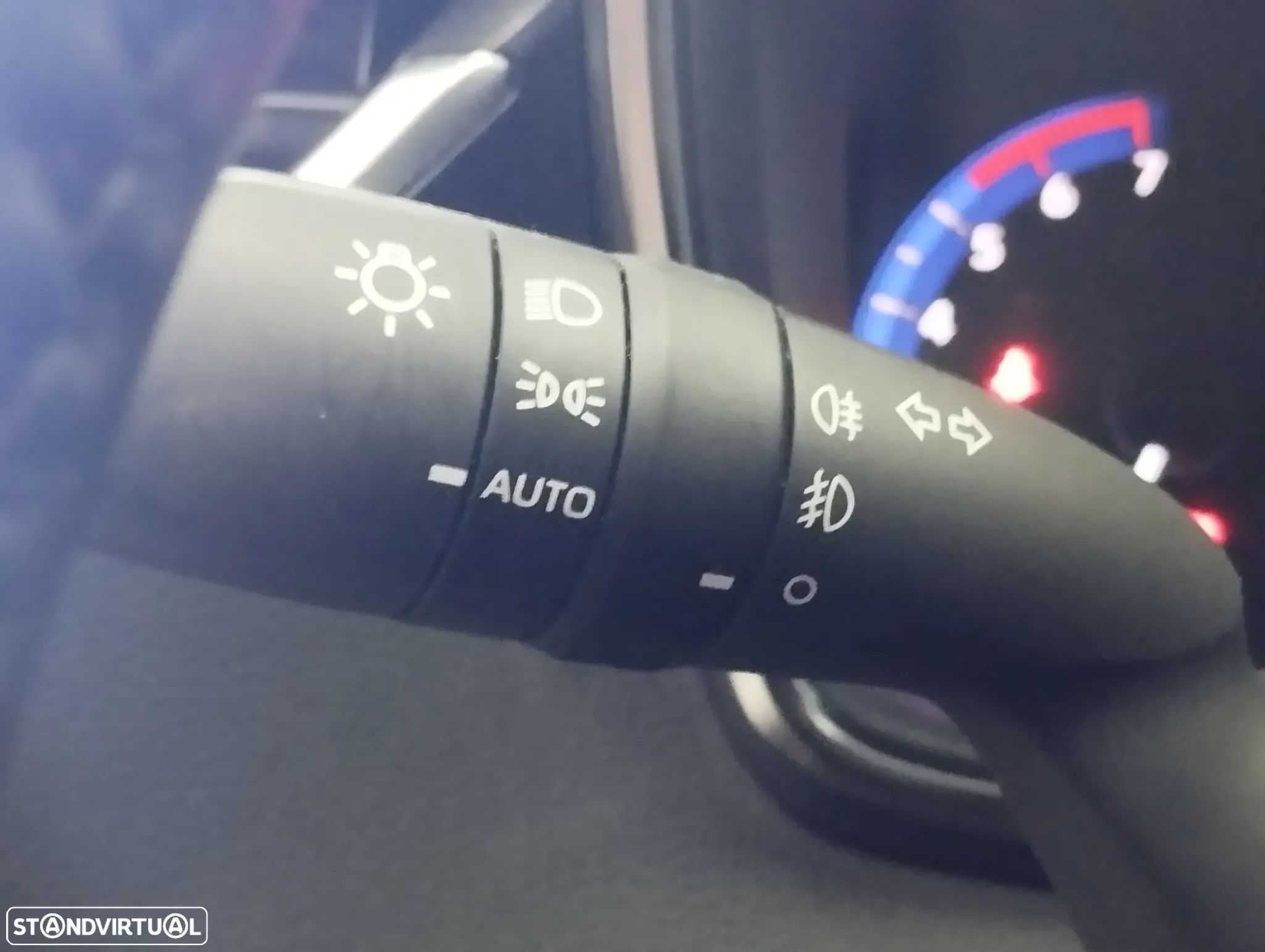 Toyota Corolla Touring Sports 1.8 Hybrid Comfort - 21