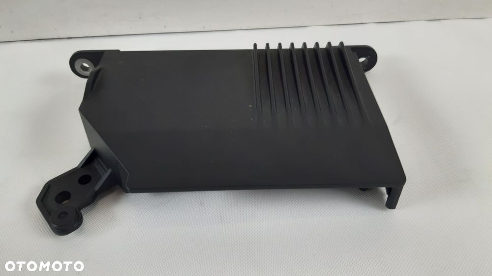 VOLVO V60 II WZMACNIACZ 32265284 - 1