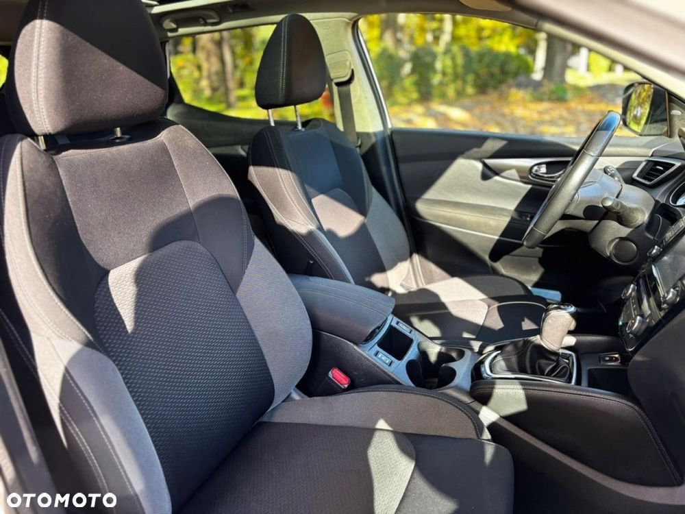 Nissan Qashqai 1.6 DCi Xtronic ACENTA - 31