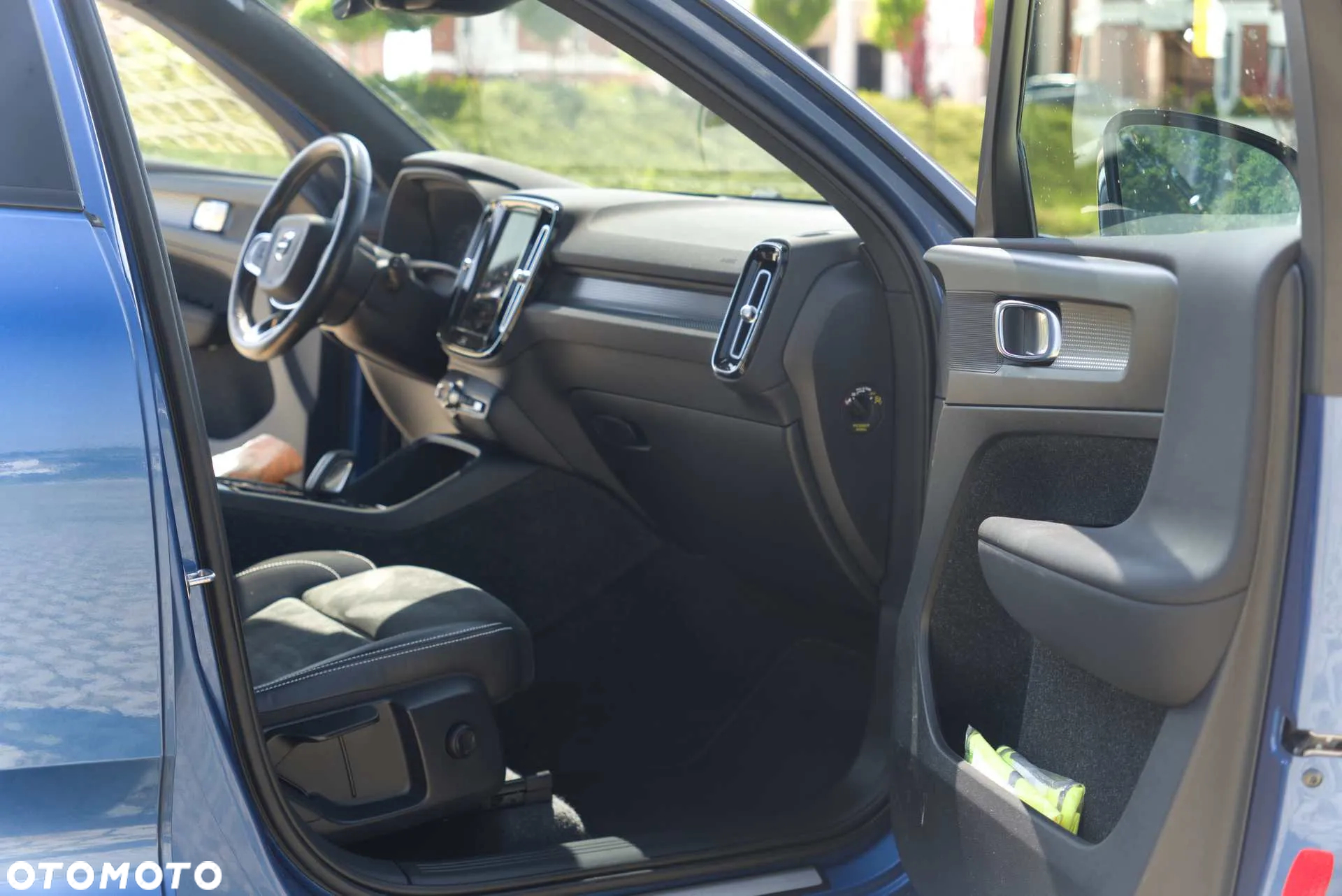 Volvo XC 40 T5 Plug-In Hybrid R-Design - 30