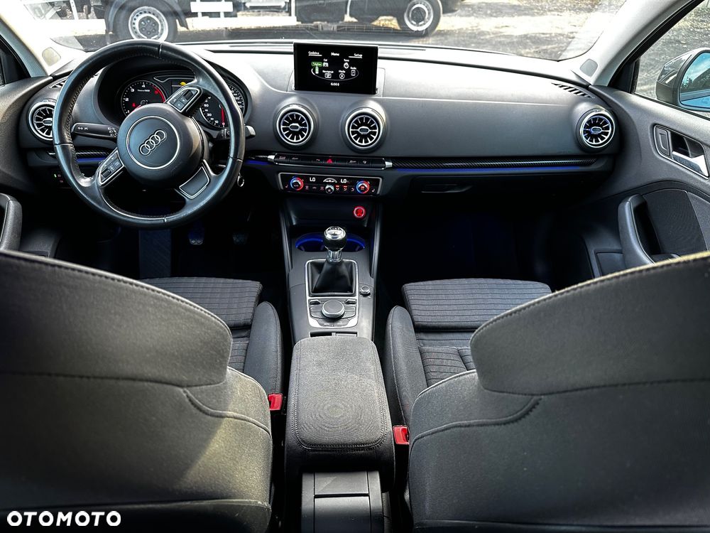 Audi A3 Limousine 2.0 TDI - 23
