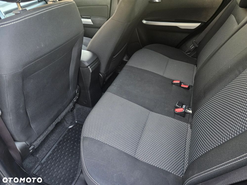 Suzuki Vitara 1.6 Elegance 2WD - 16